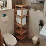 Old House - סלצה