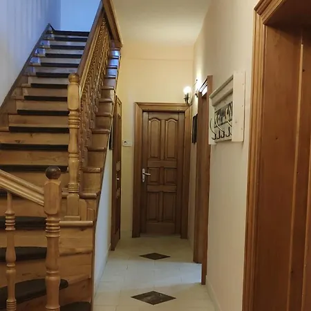 Old House - Ferienhaus Selce
