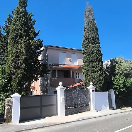 Prázdninový dům Old House -